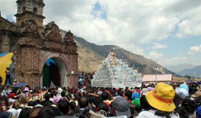 ¿Cuáles son las fiestas patronales más importantes de Ayacucho y cuándo