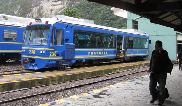 Tren local a Machu Picchu