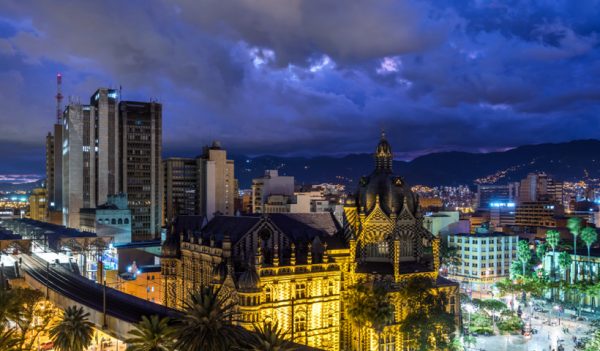Viajar de Lima a Medellín durante la Copa América 2020
