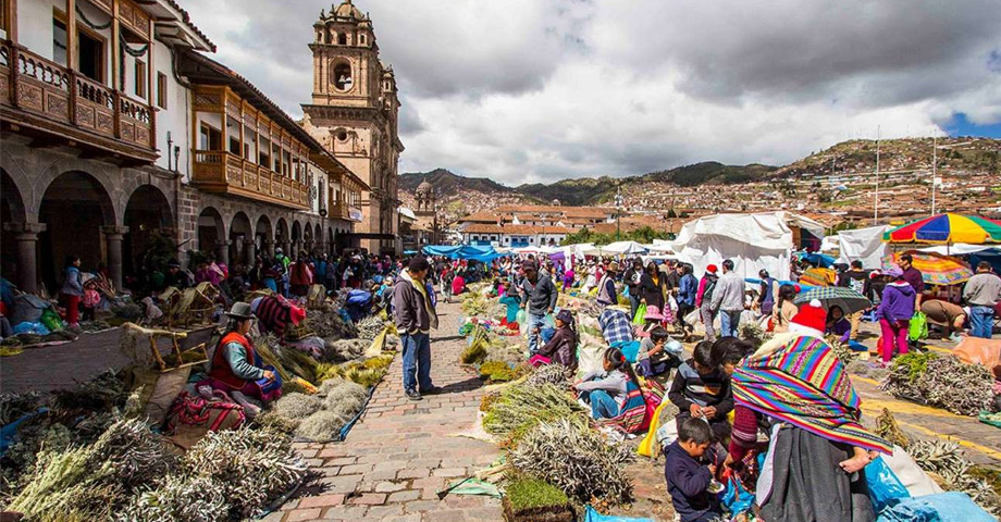Feria de Santurantikuy de Cusco