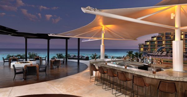 Hard Rock Hotel Cancún, música y experiencias para una familia de estrellas