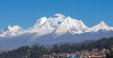 Huaraz destino para viajes sostenibles en Perú