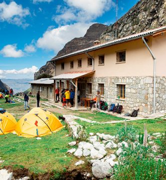 Refugio Llaca: Tu destino perfecto para disfrutar de la montaña en la Cordillera Blanca